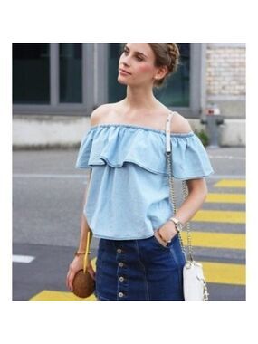 MNG Mango Blouse Off-the-shoulder Chambray Tiered Ruffle Short Sleeve Jean  XS